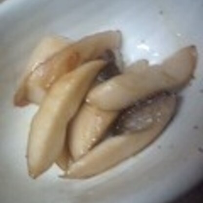 我が家には高級食材の松茸、今回はエリンギで代用しました(謝)
きのこにバター醤油味、美味しかったです☆
あぁ、松茸も食べて見たいです！
ごちそうさまでした